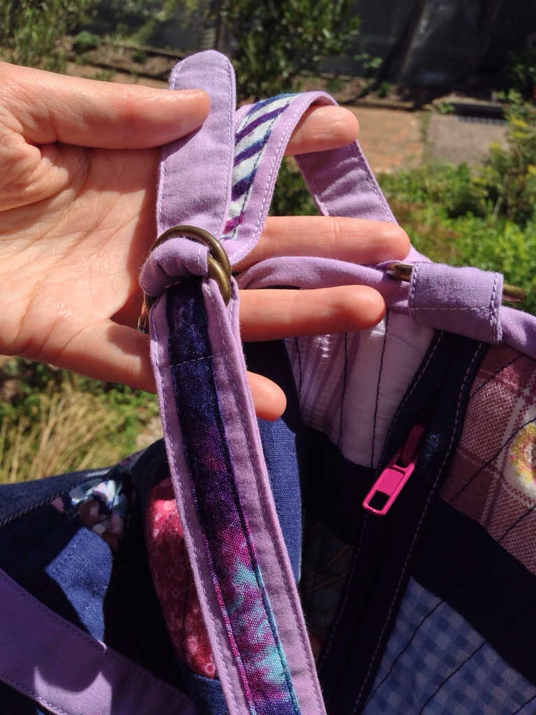 Adjustable shoulder strap