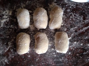 Shaped dinner rolls