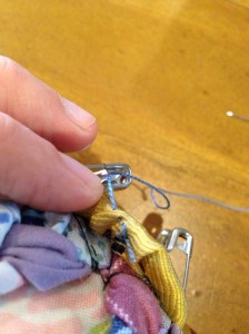 Starting stitches to anchor thread