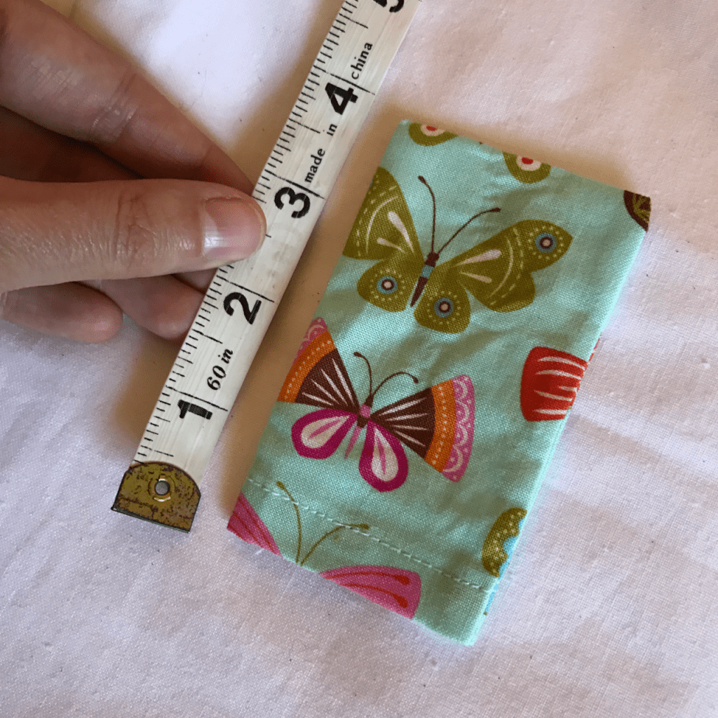 Picture of a 4 x 2 inch cloth sweets bag.