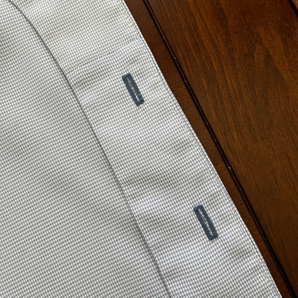 Photo showing the inside of the front facing with an almost invisible join where the top and bottom meet.